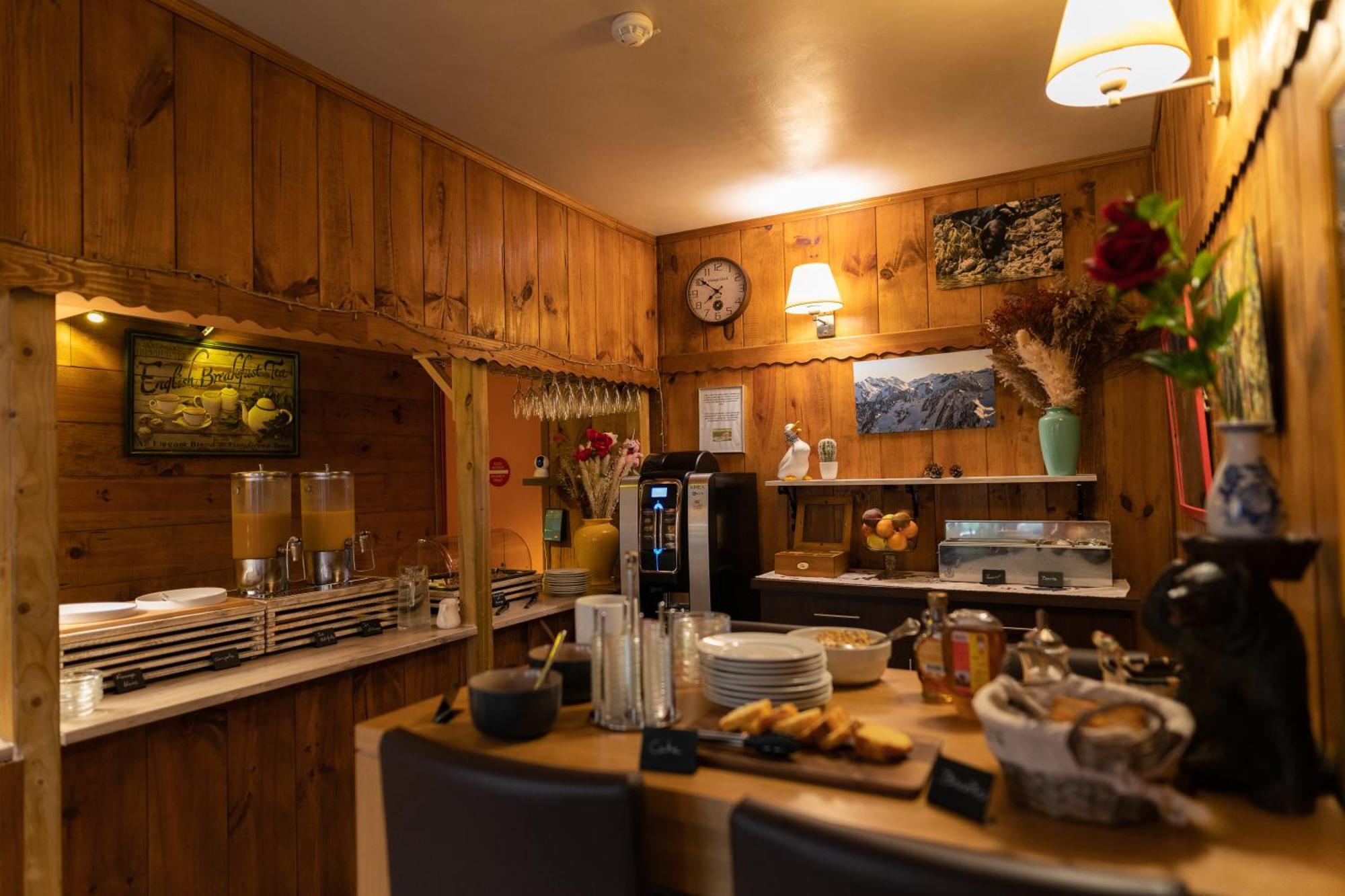 Hotel Quin Te Va Cauterets Luaran gambar