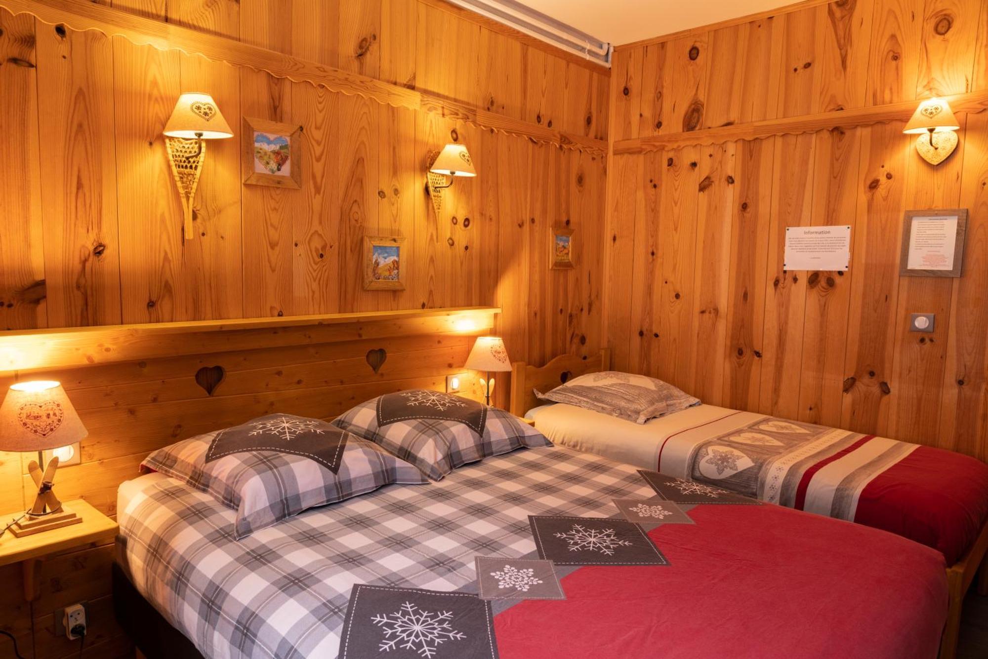 Hotel Quin Te Va Cauterets Luaran gambar