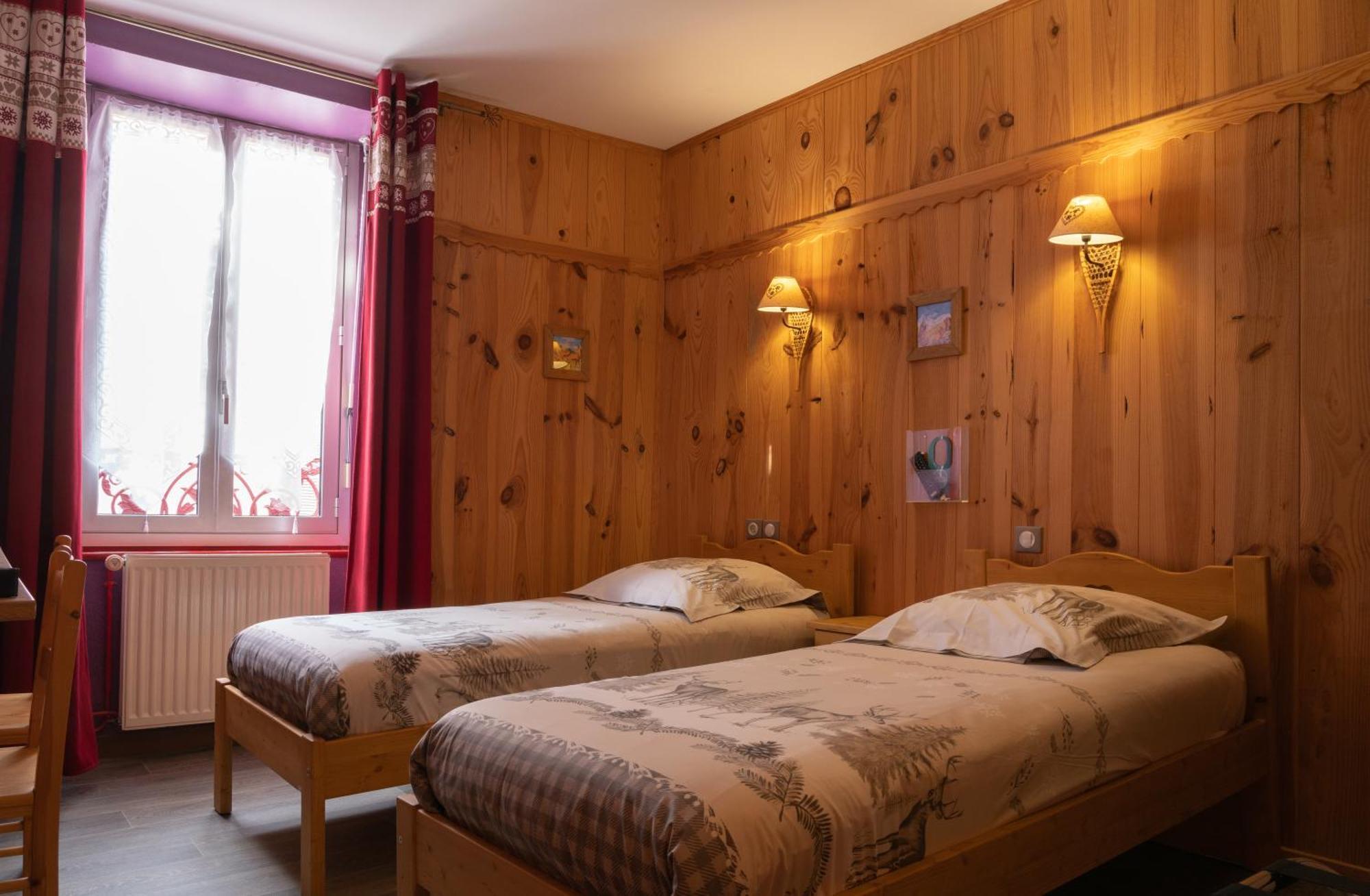 Hotel Quin Te Va Cauterets Luaran gambar